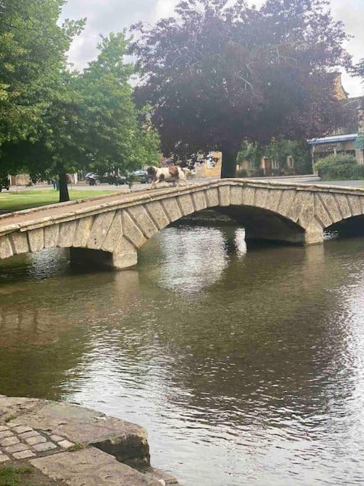Beautiful Cotswold Couples Retreat Bourton-on-the-Water