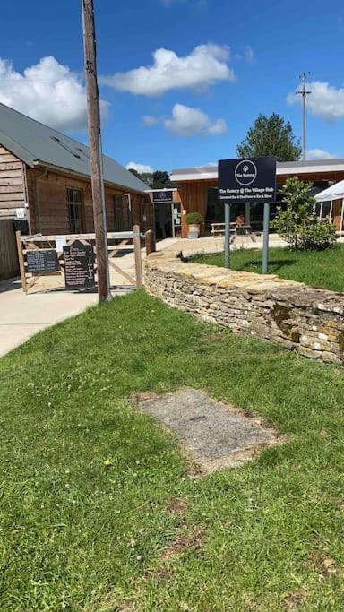 Beautiful Cotswold Couples Retreat Holiday home *
